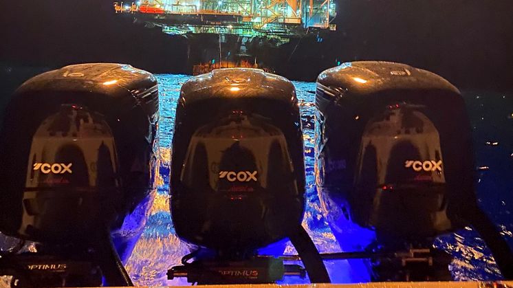 Cox Marine - Distributor Texas Diesel Outboard out on 'Justified' with triple Cox installation at night near the oil rigs