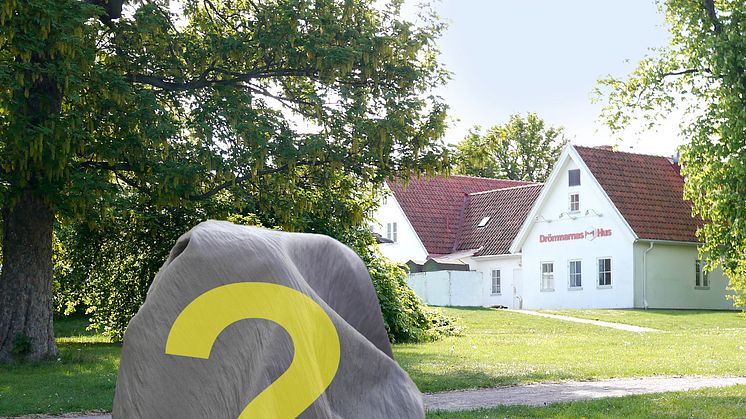 Tre konstverk kommer att avtäckas i grönområden runt Drömmarnas hus på Herrgården - Rosengård.