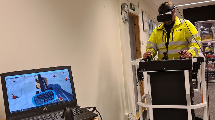 Nu öppnar Ramirent sitt första utbildningscenter för säkerhetsutbildningar helt i VR-miljö. Foto: Ramirent