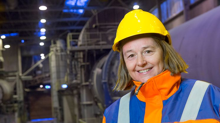 Fabrikksjef Hilde Tellesbø i Weber forteller at energibruken de siste årene er redusert med 10% pr enhet Leca. 