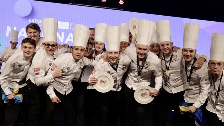 Svenska Kocklandslaget under gårdagens prisceremoni i Culinary World Cup 2022, Luxemburg. Foto: Per-Erik Berglund, Znapshot.