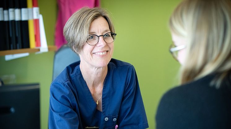 Specialistläkare Anna Lena Wennberg, en av IVF-läkarna som möter patienterna dagligen inom Nordic IVF. 