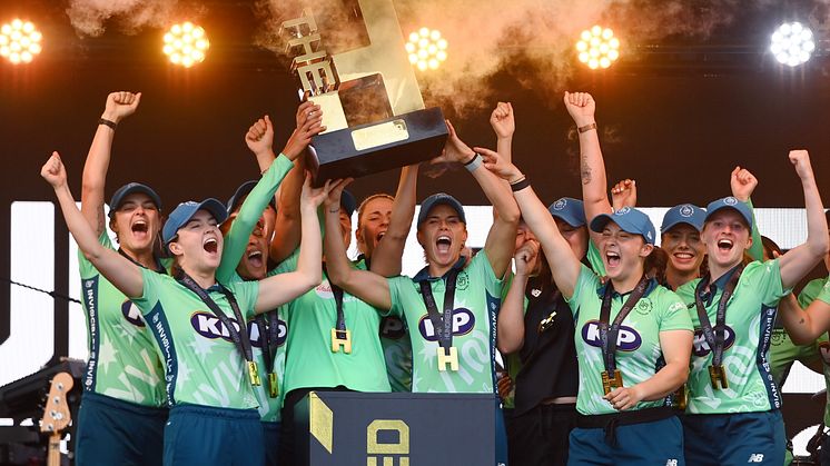 The Oval Invincibles women's team lift the trophy in 2022. Photo: Getty Images