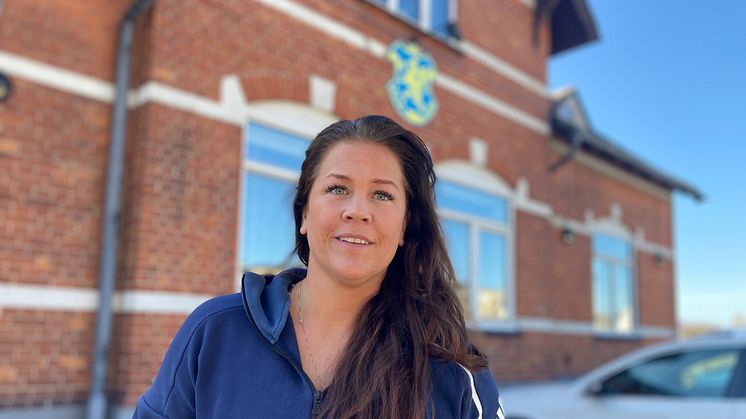 Michelle Fyhr Seifert lägger sin energi på att utveckla tjejhandbollen i Ystad IF.
