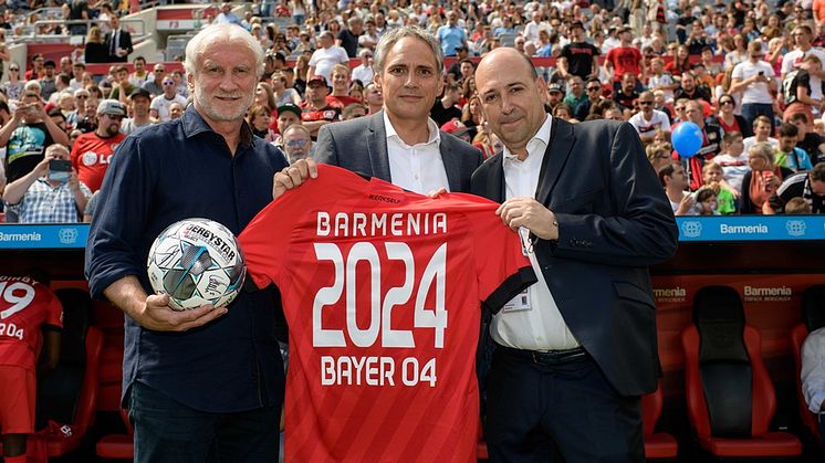 Rudi Völler (Bayer 04 Leverkusen, Frank Lamsfuß (Barmenia), Fernando Carro (Bayer 04 Leverkusen)