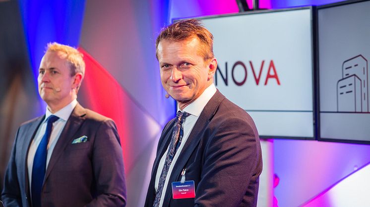 ENOVA-TV: Programleder Per-Henrik Stenstrøm og kommunikasjonssjef Eiliv Flakne er på plass med Enova-tv.