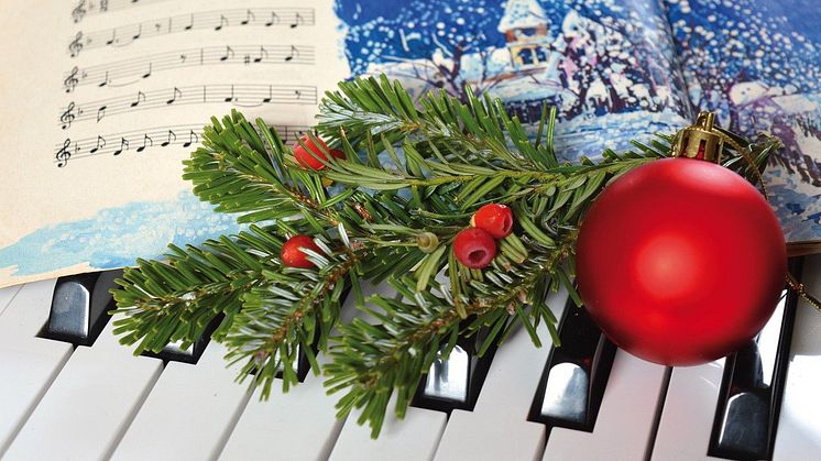 Sånger i juletid med manskören Harmoni och Linde Symphonic Band