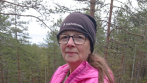Birgitta Blomberg från Boden lindrade sin astma med hjälp av ett andningsredskap.
