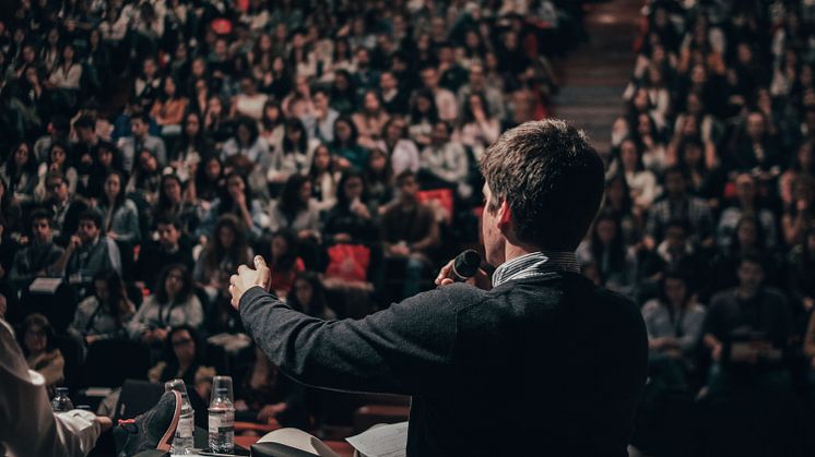 Stage fright: I’m just not comfortable presenting to a crowd