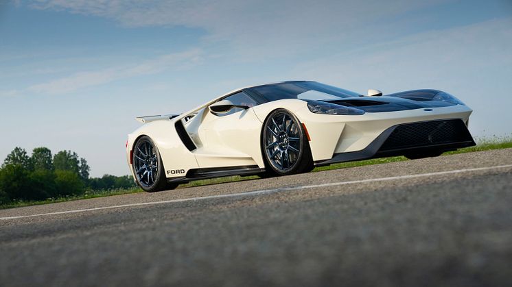 2022 Ford GT ’64 Heritage Edition_02.jpg