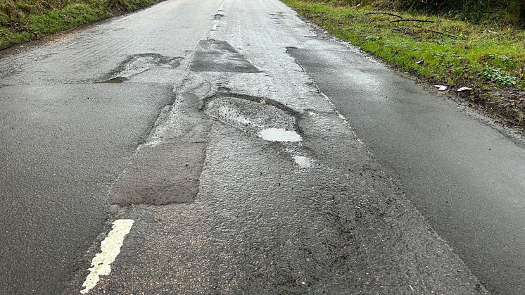 IAM RoadSmart joins New National Partnership to Tackle Pothole Epidemic.