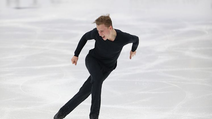 Nikolaj Majorov, en av Sveriges bästa konståkare på herrsidan, väljer att byta disciplin. Majorov inleder nu en ny satsning mot världstoppen i isdans. 