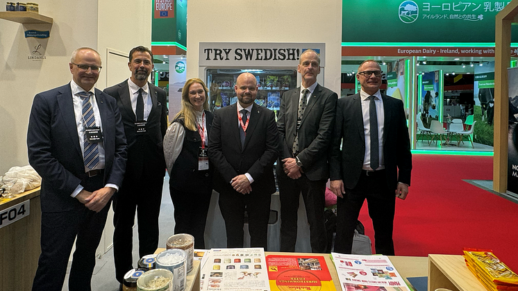 Tillsammans med Livsmedelsföretagen och svenska livsmedelsproducenter träffade Peter Kullgren japanska ministrar och besökte Asiens största livsmedelsmässa Foodex