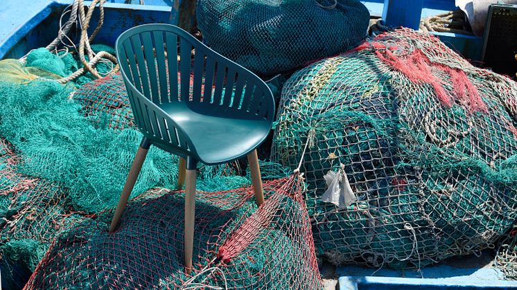 DuraOcean stolen produceret af plast fra verdenshavene