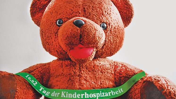 Trödeln und malen für Bärenherz: Flohmarkt + Prämierung des "Schönsten Bären mit Herz"