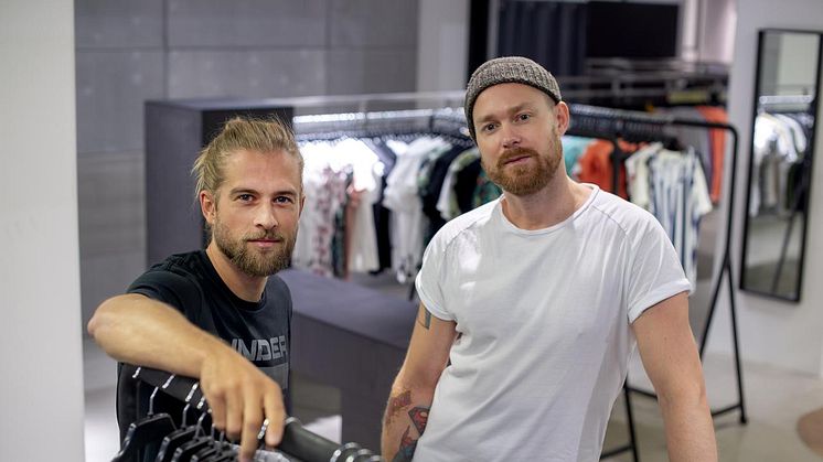 Christian Larsson, projektledare och Martin Erlandsson, visual merchandising manger på Nordic Outlets Malmö.