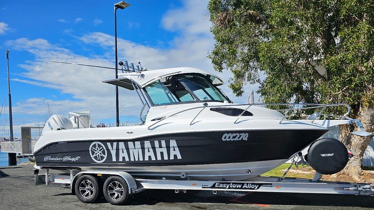 Yamaha’s Cruise Craft demo boat with integrated VETUS BOW PRO / Helm Master EX installation 
