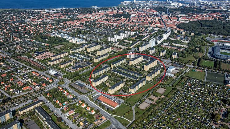 Bellevuegården är och har varit en grön oas i centrala Malmö i mer än 50 år. Nu ingår MKB och Ikano Bostad ett unikt samarbete kring nyproduktion och social hållbarhet i stadsdelen.