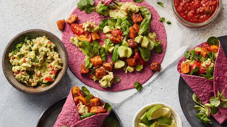 Chili-&-lime-taco-with-beetroot-tortilla-horizontal