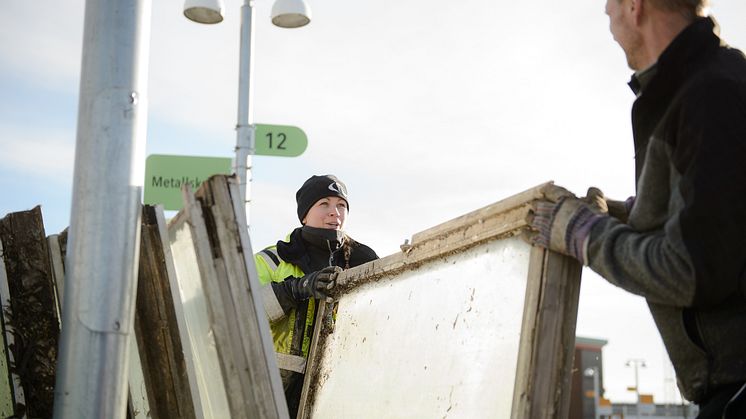 Personal på återvinningscentralen kan återigen välkomna återvinnare i Kungsgården. 