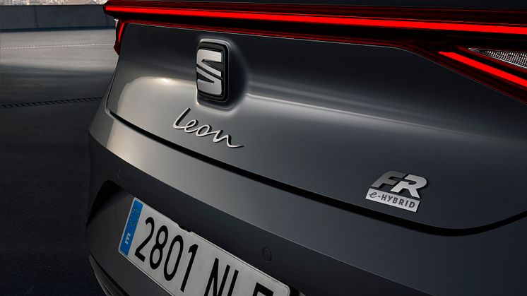 Nu öppnar förförsäljningen av plug-in versionen av nya SEAT Leon.