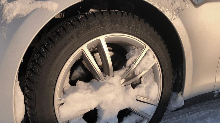 Slik påvirker snøen kjøreegenskapene