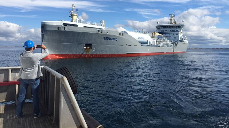 Historic moment:  First ship to bunker LNG at the Port of Gothenburg 