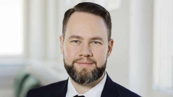 	Rikard Ljunggren, ansvarig för näringspolitik på Fastighetsägarna.
