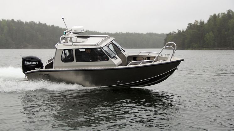 ALUKIN Sport Cabin 650, en av modellerna som visas på båtmässan i Helsingfors i februari. 