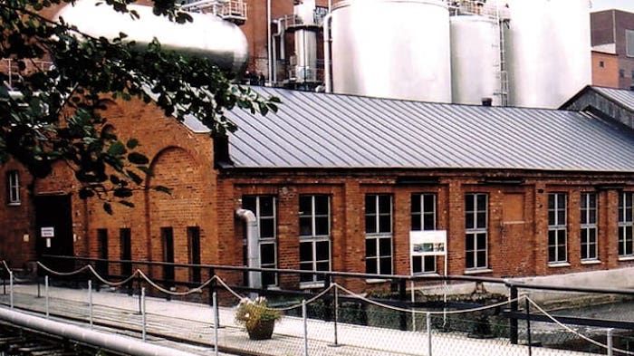 Frövifors Pappersbruksmuseum finns kvar i sin ursprungsmiljö och industrin har fortfarande stor ekonomisk betydelse för bygden.