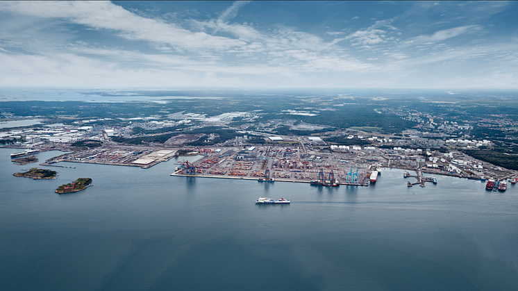 The Port of Gothenburg will undergo a digital transformation which will have effects on all aspects of port activities. Photo: Gothenburg Port Authority.