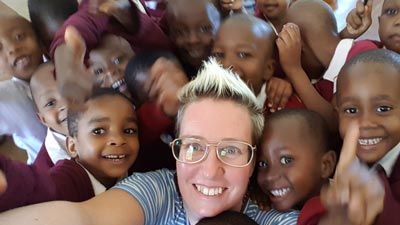 2. – Vi mötte fantastiska människor, även om det ibland var svårt att förstå varandra rent språkligt eftersom jag inte talar swahili, säger Anneli Sandberg, student på yrkeslärarprogrammet på Högskolan i Skövde med inriktning barn- och fritid.