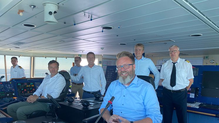 Scandlines begrüßt Wirtschafts- und Verkehrsminister Madsen an Bord