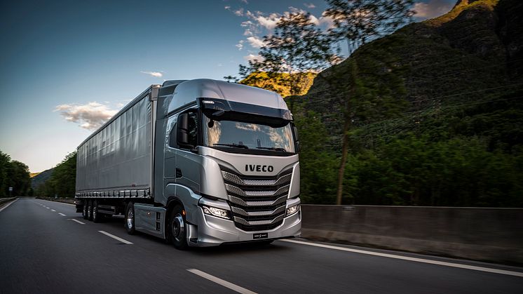 Nye IVECO S-Way: Den 100% oppkoblede lastebilen tar hensynet til sjåføren og produktiviteten til et nytt nivå