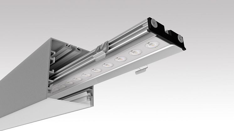 With the Lichtkanal 070 IP65, LTS Licht & Leuchten GmbH presents the first light channel of this protection class that is safe from dust and from jets of water from any angle. 