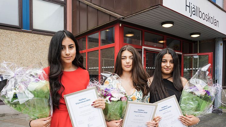 Unga förebilder i Hjällbo fick belöning