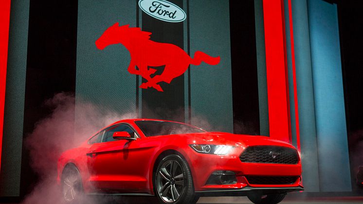Nye Mustang skapte stormløp på internett i Europa:  500.000 personer konfigurerte  sin egen bil i modellens første måned