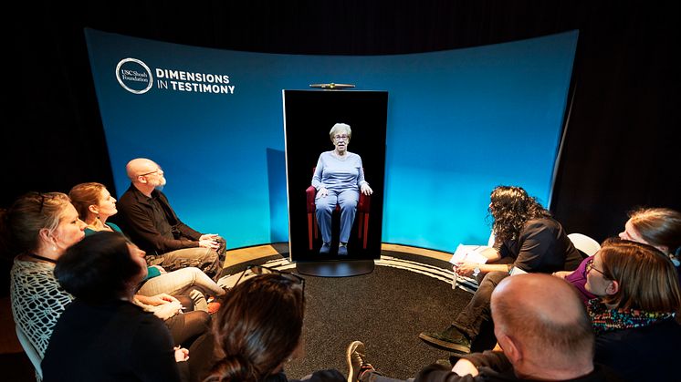 Speaking Memories: Dimensions in Testimony, interaktiv installation.