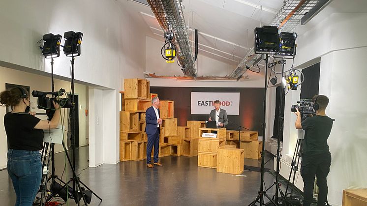 EASTWOOD fand 2021 digital im eigens eingerichteten „Studio“ im Media-Loft der HTWK Leipzig statt.