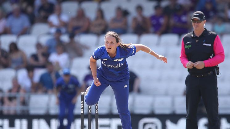 Amelia Kerr is back at London Spirit in 2023. Photo: ECB/Getty Images