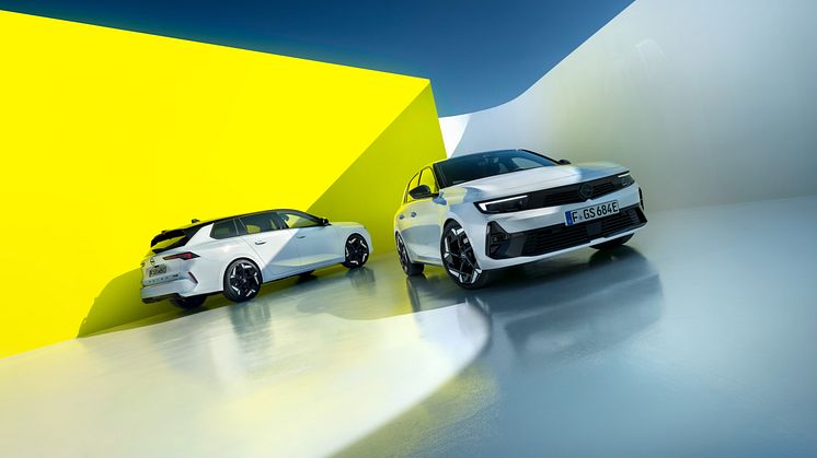 Nya Opel Astra GSe och nya Opel Astra Sports Tourer GSe