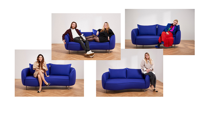 Kendte influencers giver deres take på, hvordan de vil indrette en stue med den ikoniske dybe blå sofa fra ILVA.
