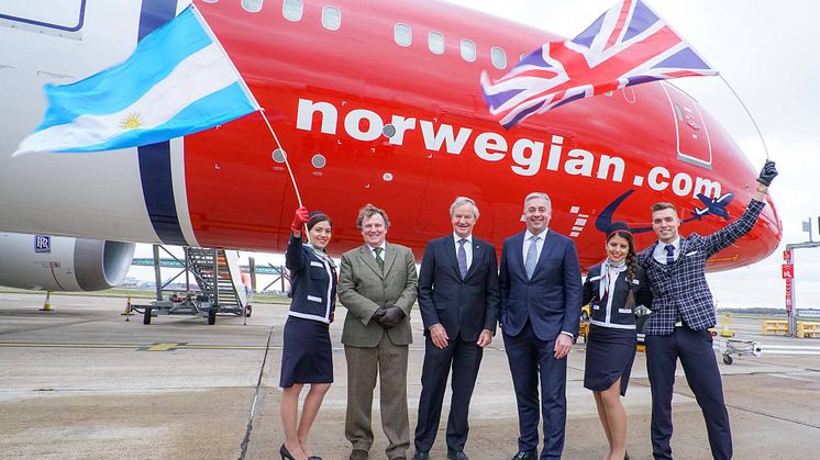 Lansering av Norwegians första flyg till Buenos Aires på London Gatwick