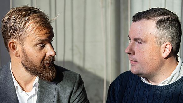 Sanny Lindström och Johan ”MrMadhawk” Svensson från nylanserade podcasten Sanny & Svensson