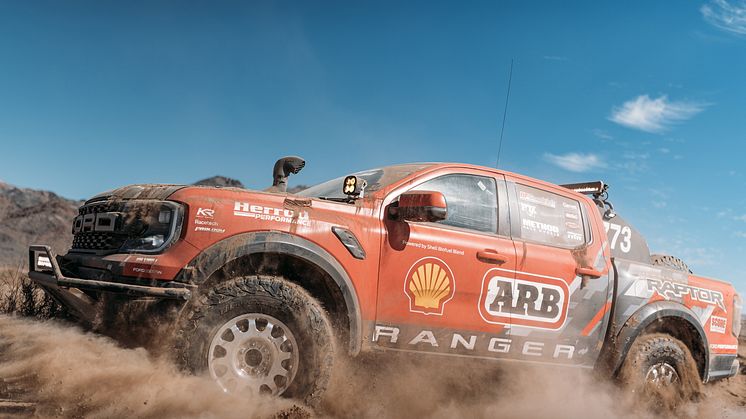 Az új generációs Ranger Raptor versenyautó1 novemberben rajthoz áll a SCORE International Baja 1000 futamon