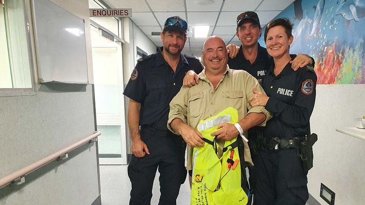 Image - Nigel Fox was rescued by Police and taken to Gove District Hospital (Supplied to ABC News: NT Police)