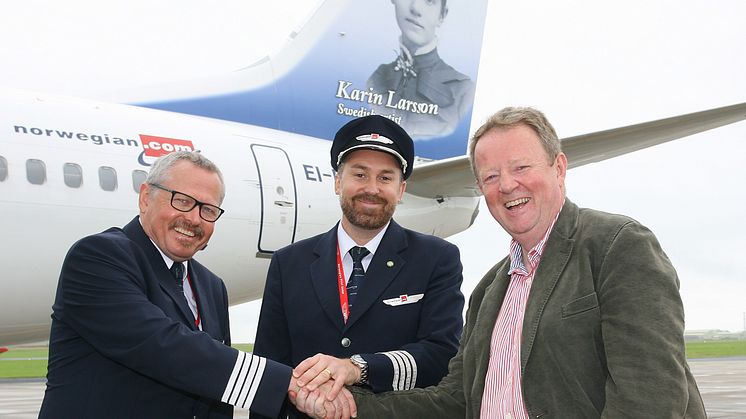 Lars Garde (Captain), Robert Bjorkholm (Co-Pilot) and Graham Keddie (MD Belfast International Airport)