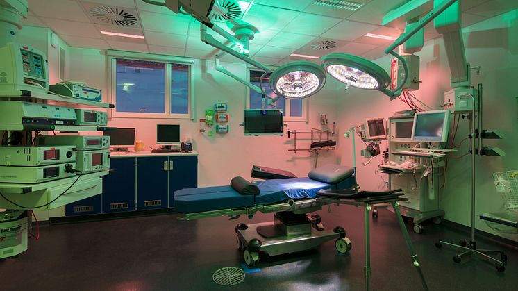 En av de nylig åpnede operasjonsstuene i Vejle. Det er blant annet erfaring herfra som Arkitema vil bruke på Regionshospitalet i Silkeborg.