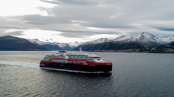 ​World’s first hybrid cruise ship completes sea trial