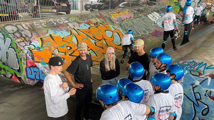 Katie Ormerod with participants of Project Balance at Royal Oak Skatepark